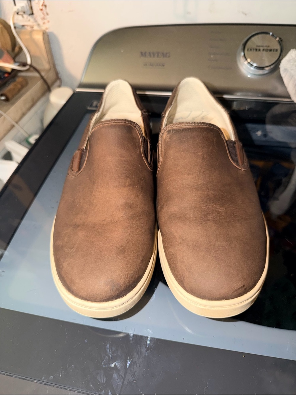 OluKai Kahu Ili Brown Leather Slip-On Shoes Men’s Size 9 Casual Loafers